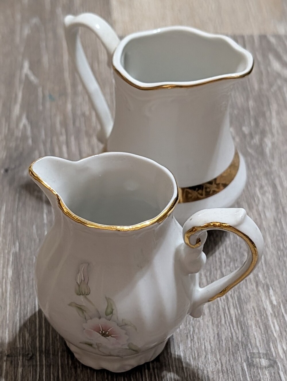 Vintage Winrose And Wtoctawek Creamers
